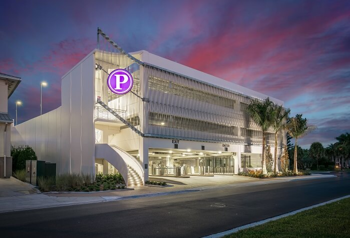St. Armands garage lands design award